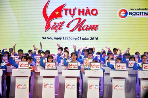 Các thí sinh thể hiện tinh thần quyết tâm chinh phục những kiến thức lịch sử của "Tự hào Việt Nam"